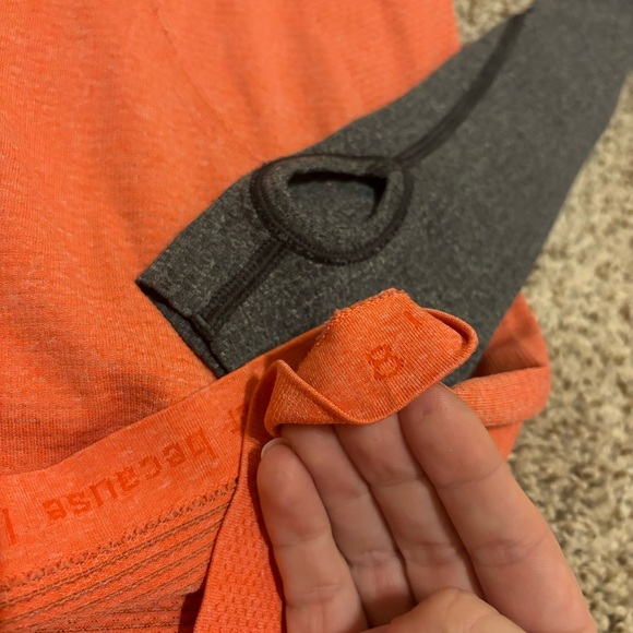 Lululemon Swiftly Tech Long Sleeved Tee
Love Red Deep Coal Raglan Size 8 - Picture 13 of 16